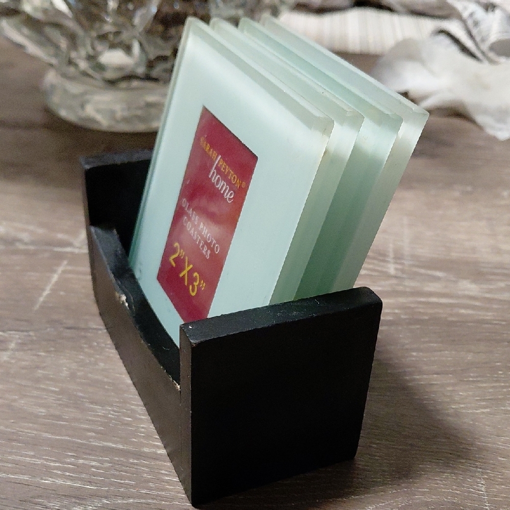Black and Green Glass Coaster Set